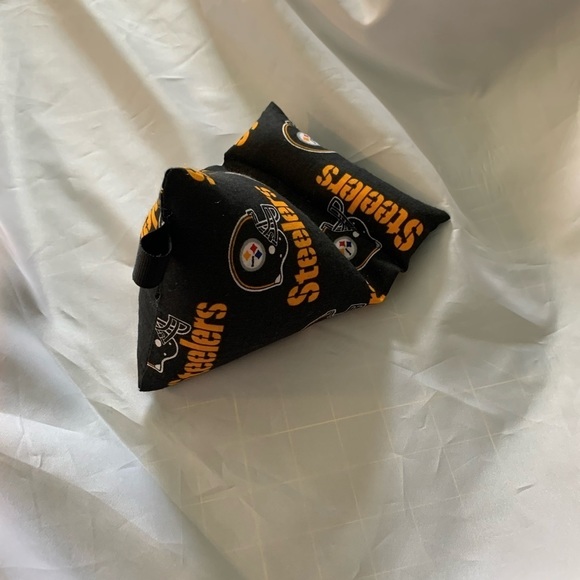 pittsburgh steelers ipad/book/phone bean bag holder stand - Picture 3 of 4
